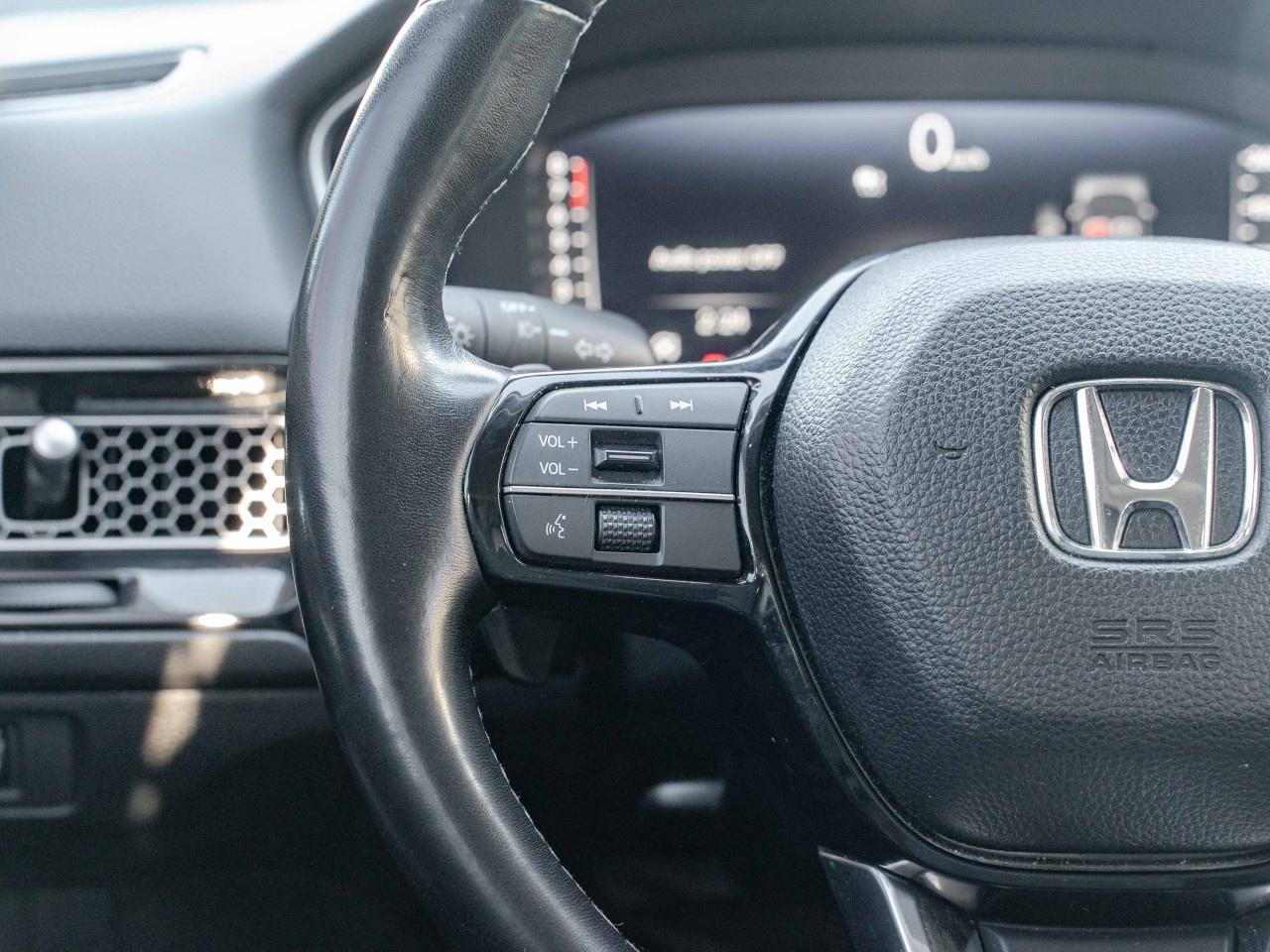 2022 Honda Civic Sedan TOURING CVT SEDAN Photo