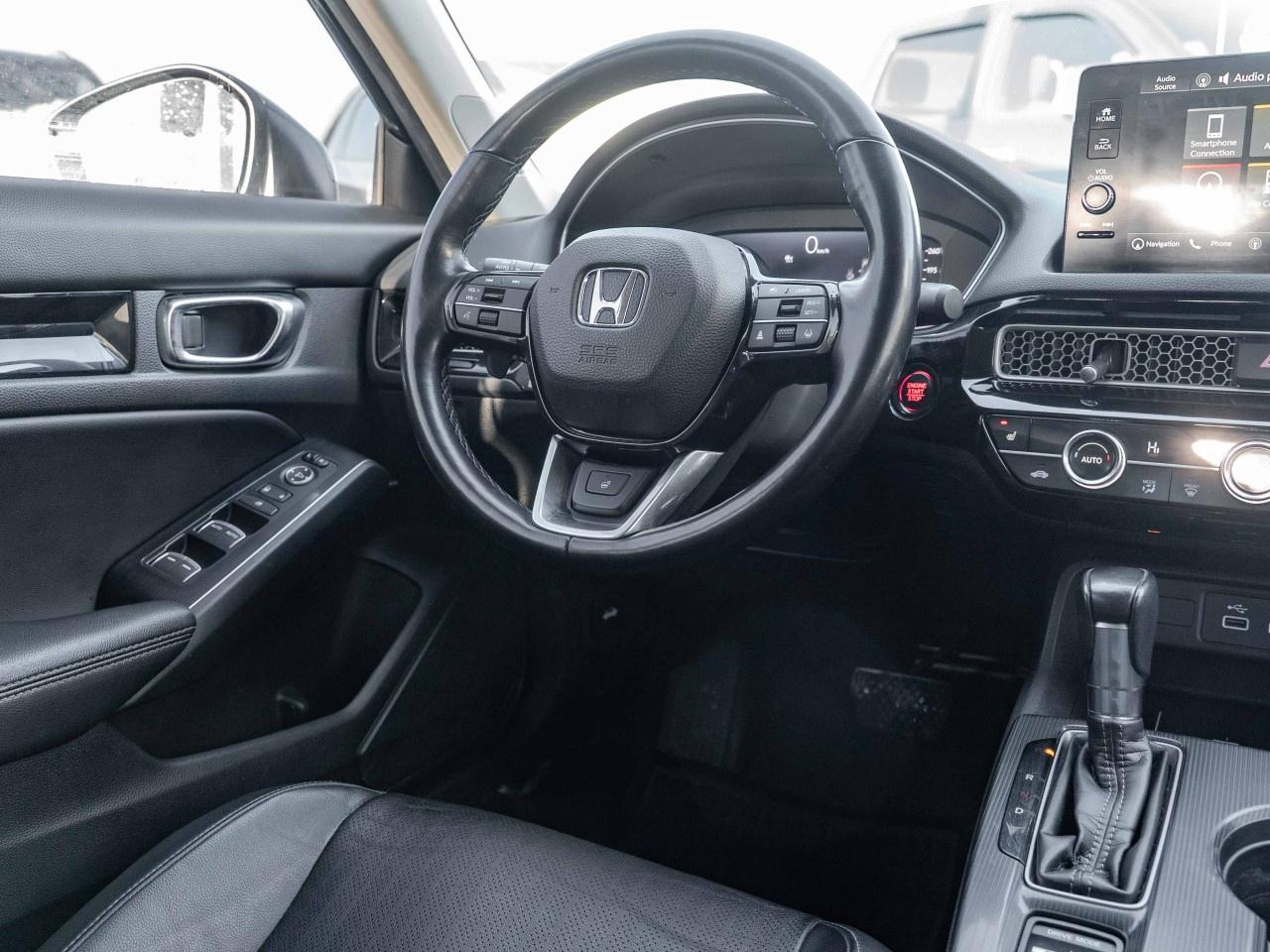 2022 Honda Civic Sedan TOURING CVT SEDAN Photo