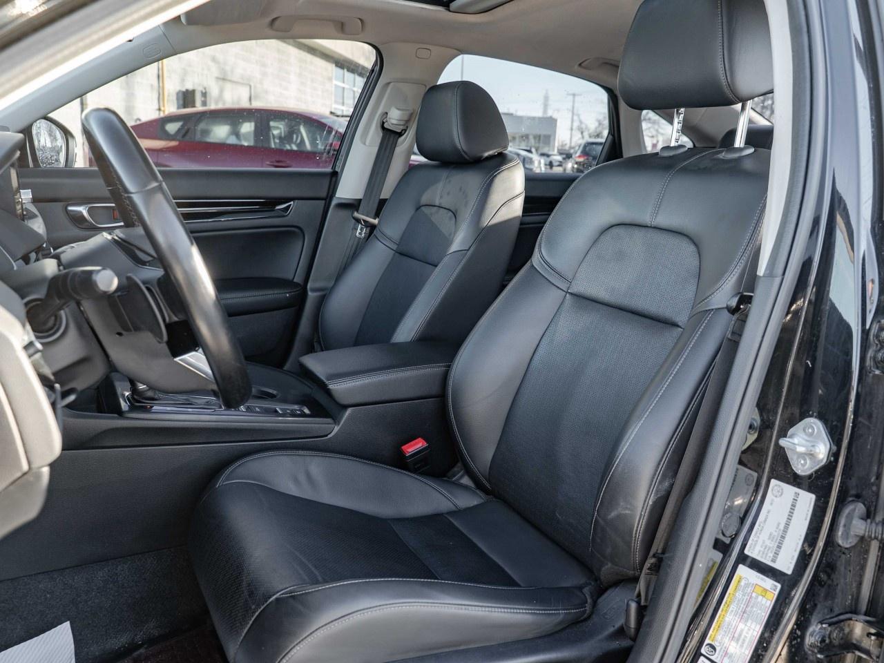 2022 Honda Civic Sedan TOURING CVT SEDAN Photo