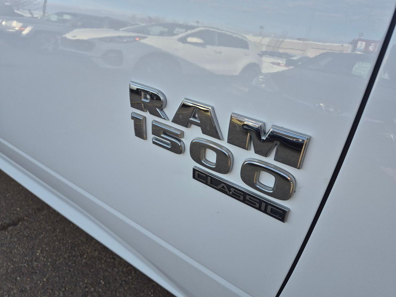 2019 RAM 1500 Classic SLT Crewcab 4x4, Htd Steering & Seats, Remote, Tow - Photo #9