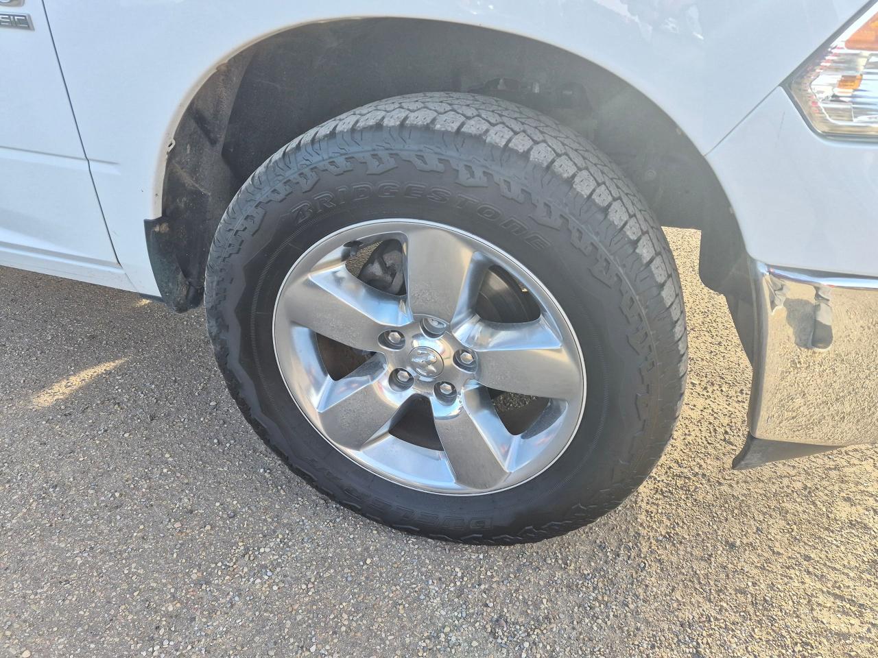 2019 RAM 1500 Classic SLT Crewcab 4x4, Htd Steering & Seats, Remote, Tow - Photo #11