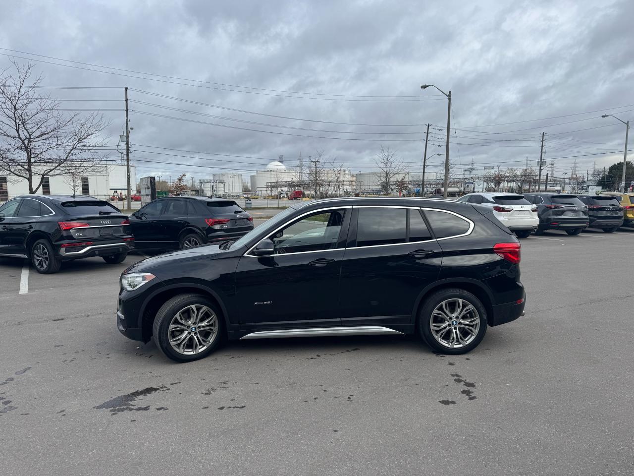 2018 BMW X1 XDRIVE 28i SPORT PKG LEATHER PAN/ROOF B/SPOT CAMER Photo3