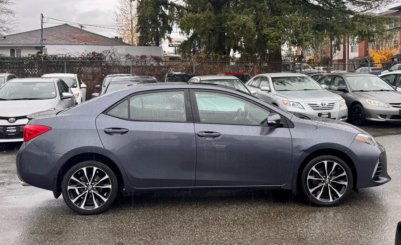 2017 Toyota Corolla 4dr Sdn CVT FINANCING AVAILABLE Photo4