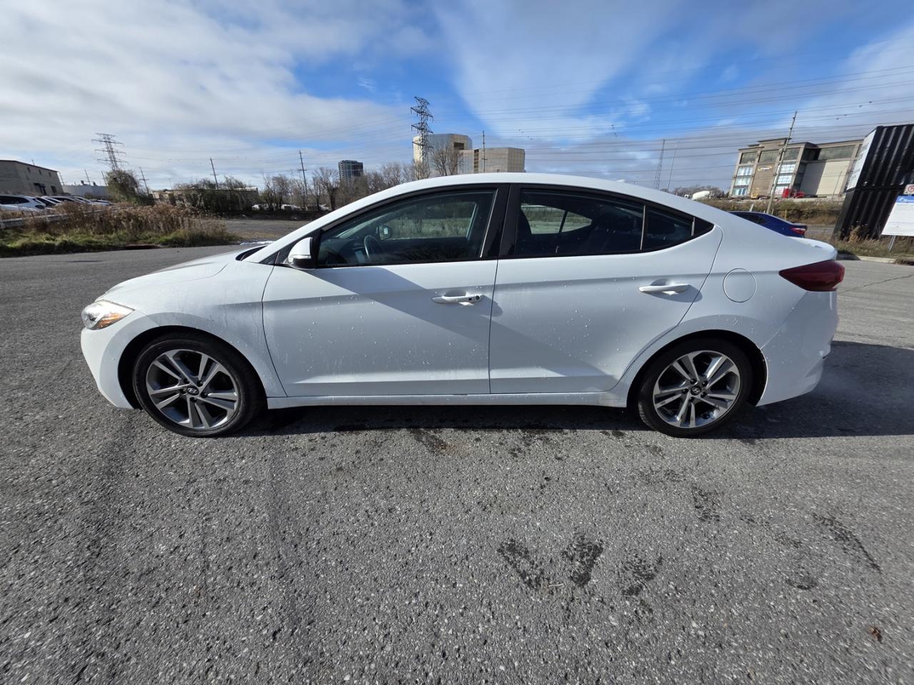 2017 Hyundai Elantra Limited - Photo #2