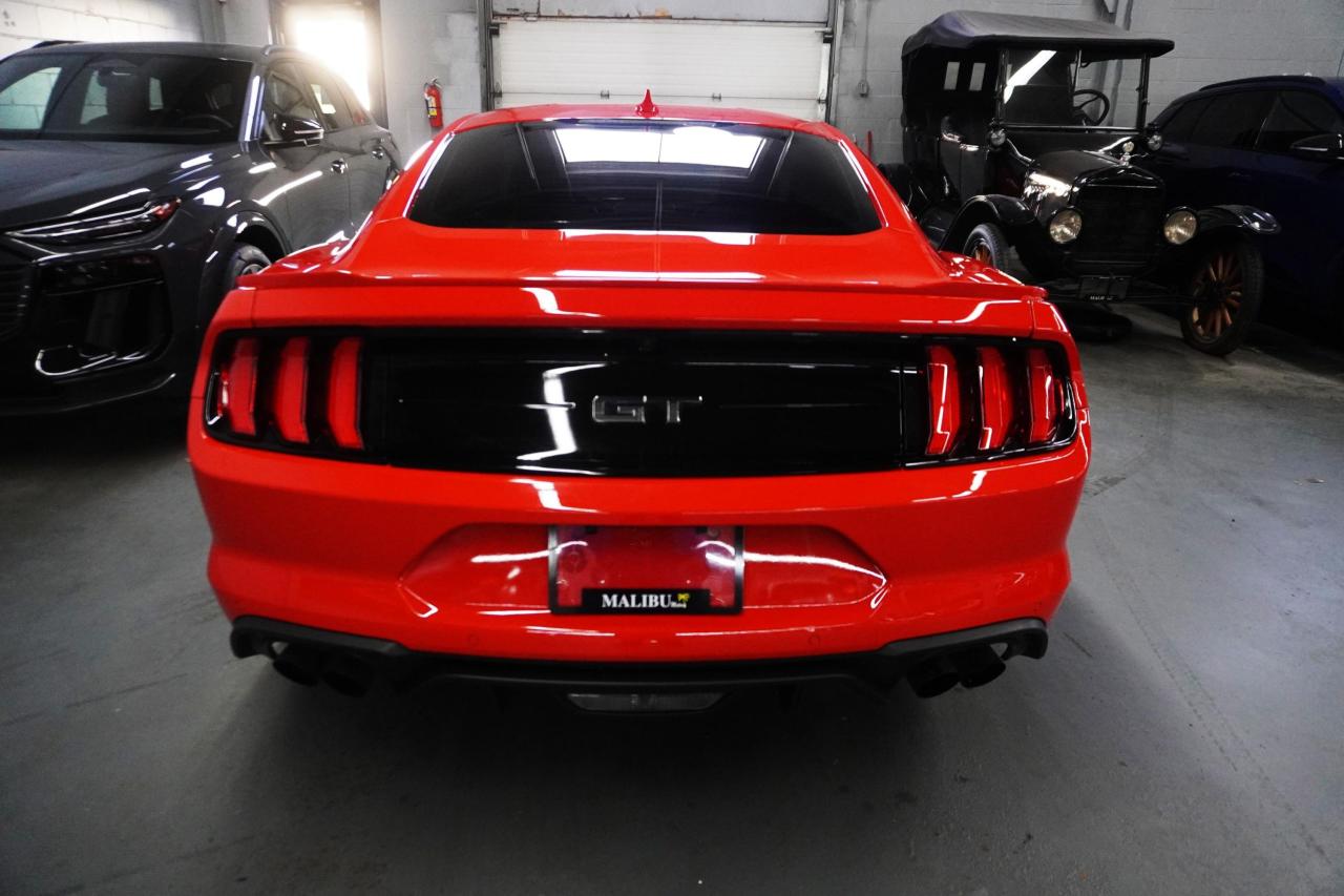 2021 Ford Mustang GT Premium Photo3