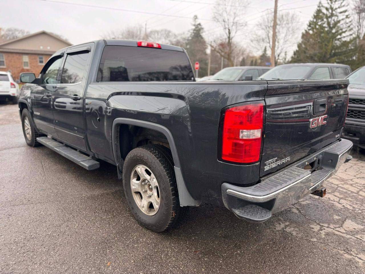 2017 GMC Sierra 1500 SLE - Photo #5
