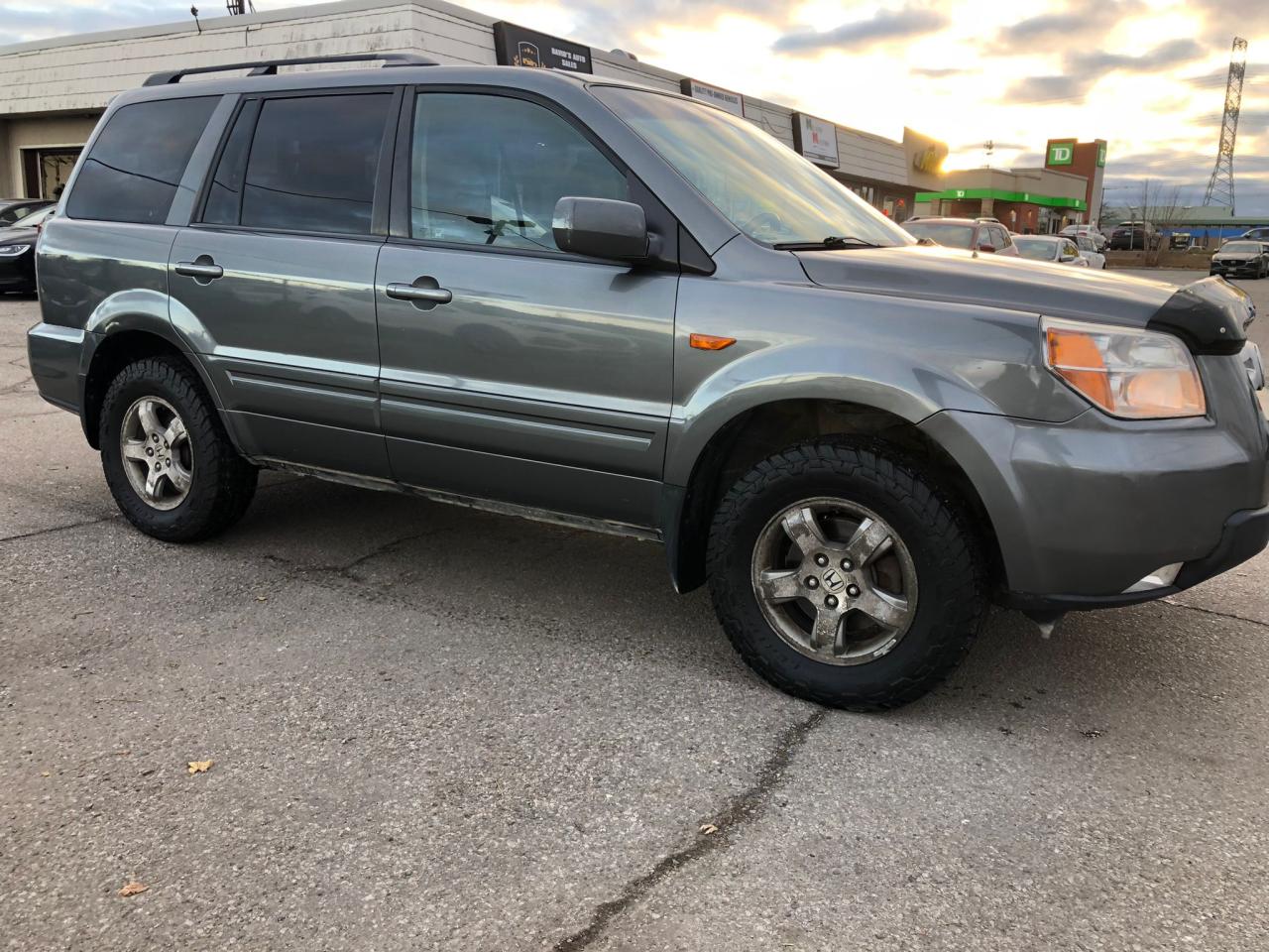 2008 Honda Pilot SE, COMES CERTIFIED WITH 3 YEARS WARRANTY INCLUDED - Photo #2