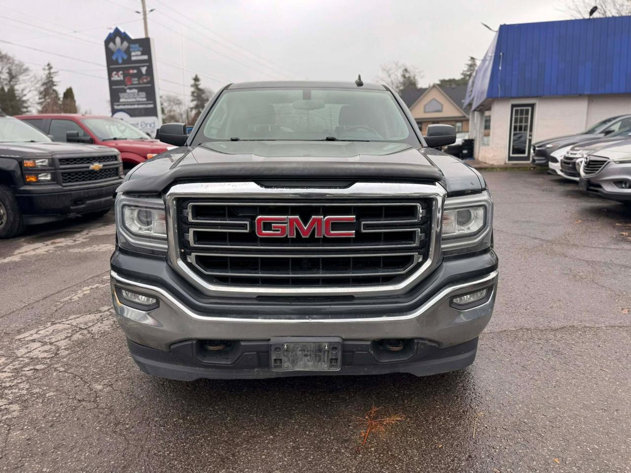 2017 GMC Sierra 1500 SLE - Photo #2