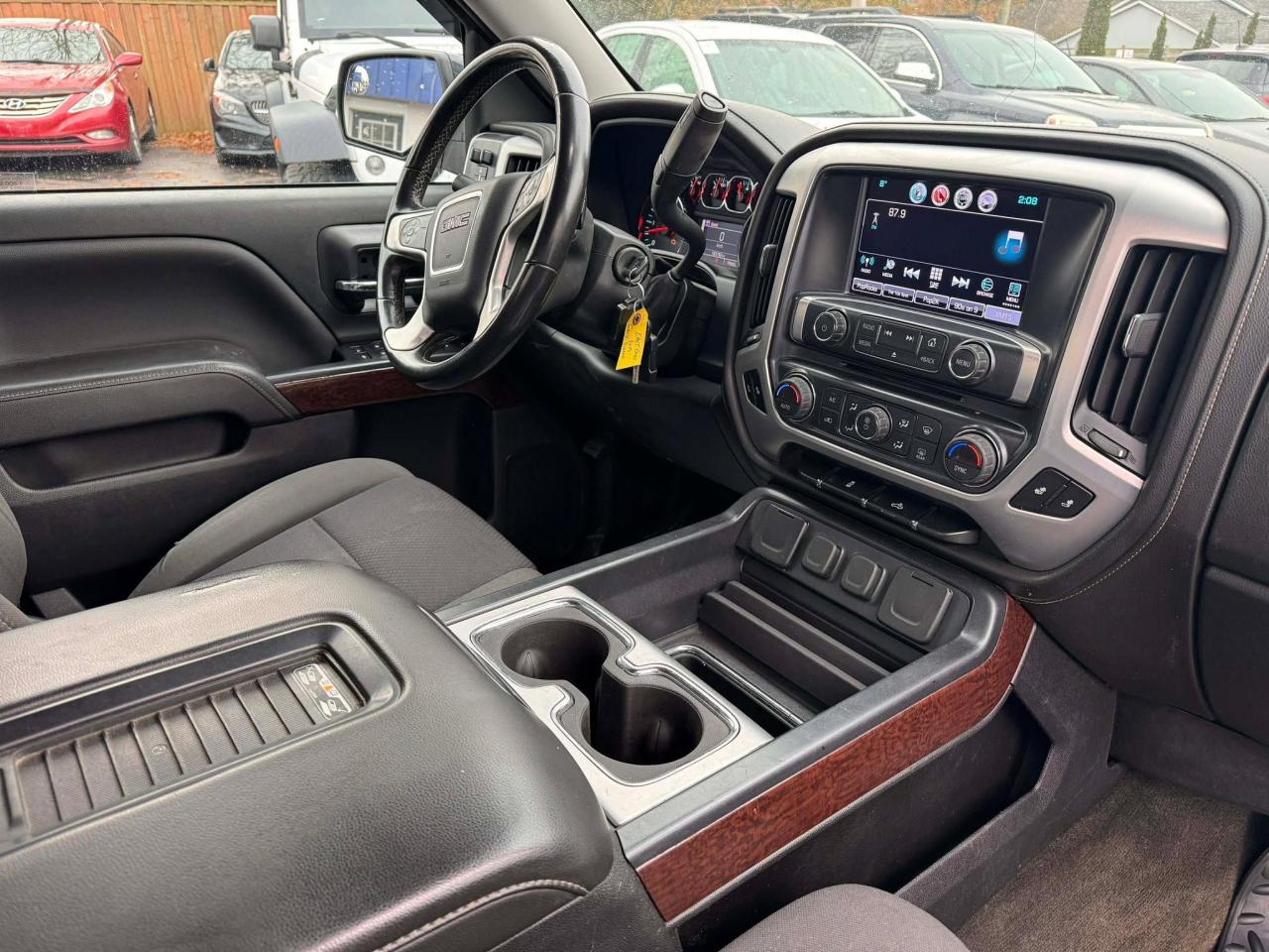 2017 GMC Sierra 1500 SLE - Photo #10