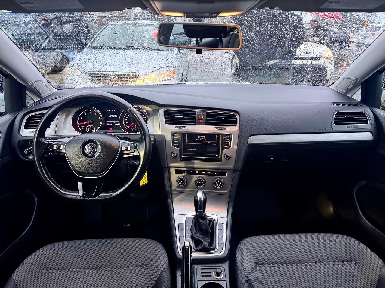 2016 Volkswagen Golf Comfortline FINANCING AVAILABLE Photo10