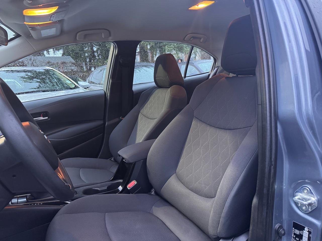 2020 Toyota Corolla FINANCING AVAILABLE Photo8