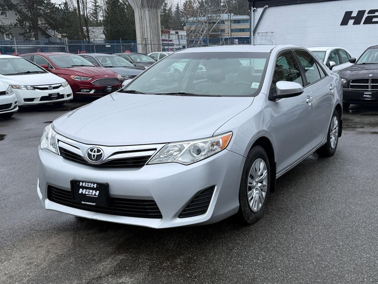 2014 Toyota Camry LE FINANCING AVAILABLE Photo1