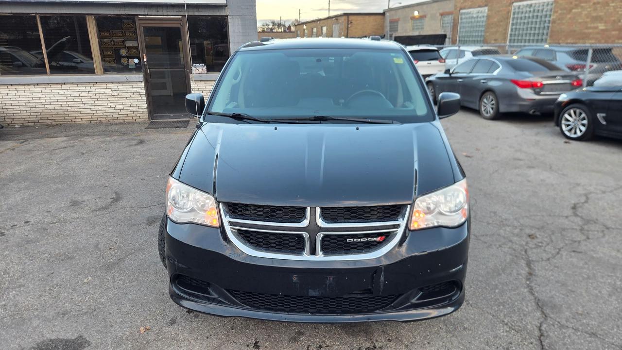 2014 Dodge Grand Caravan SXT DVD/Camera/2 sets rims/tires - Photo #7