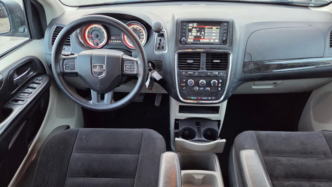 2014 Dodge Grand Caravan SXT DVD/Camera/2 sets rims/tires - Photo #14