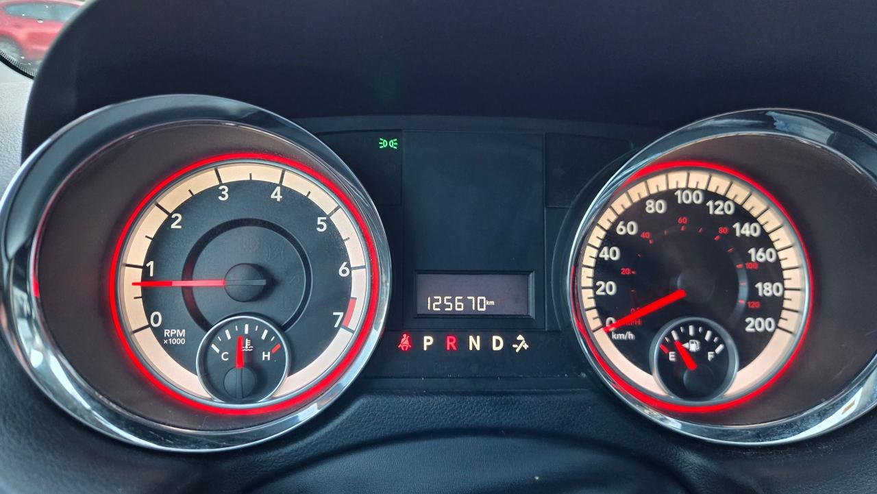 2014 Dodge Grand Caravan SXT DVD/Camera/2 sets rims/tires - Photo #19