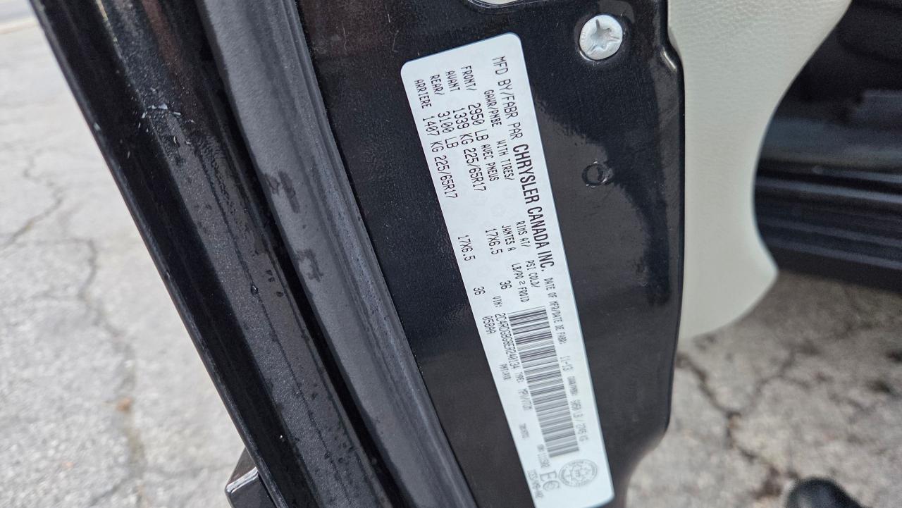 2014 Dodge Grand Caravan SXT DVD/Camera/2 sets rims/tires - Photo #22