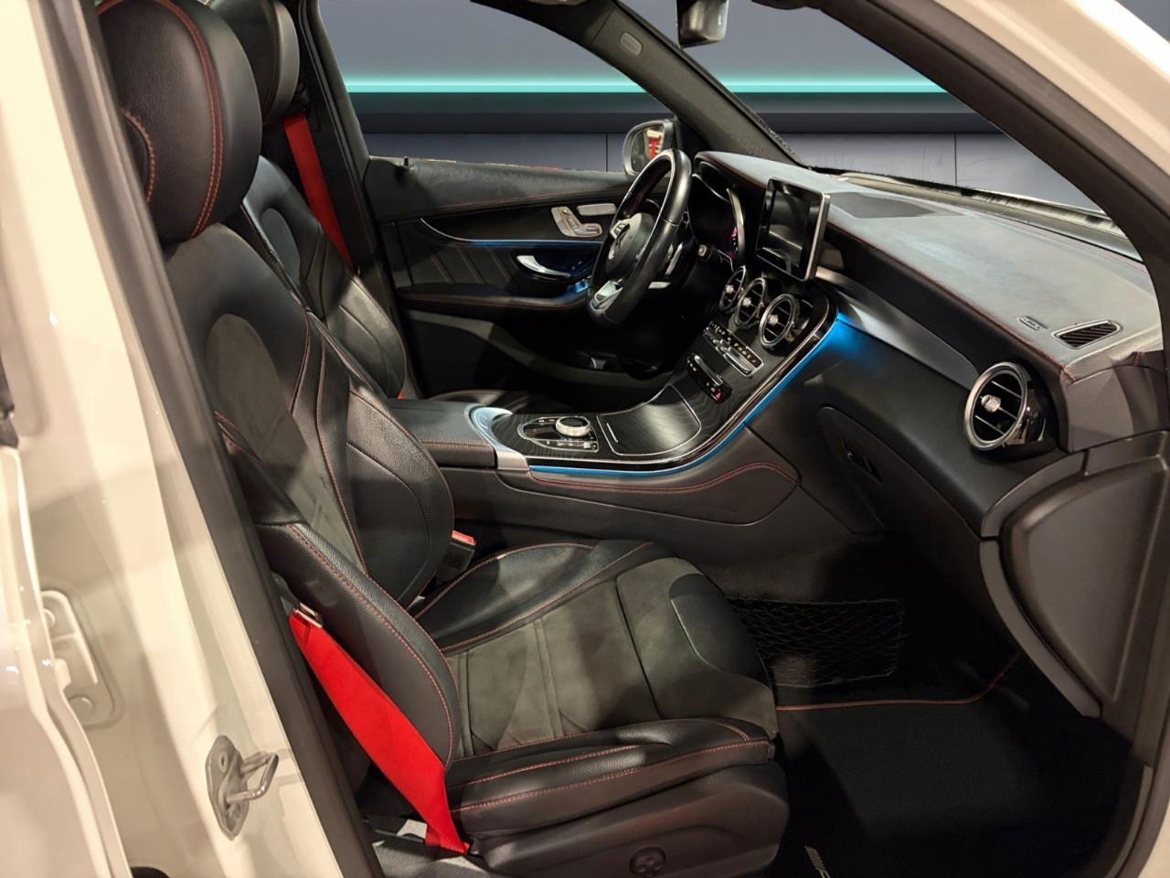 2019 Mercedes-Benz AMG GLC 43 NIGHT PACKAGE Photo