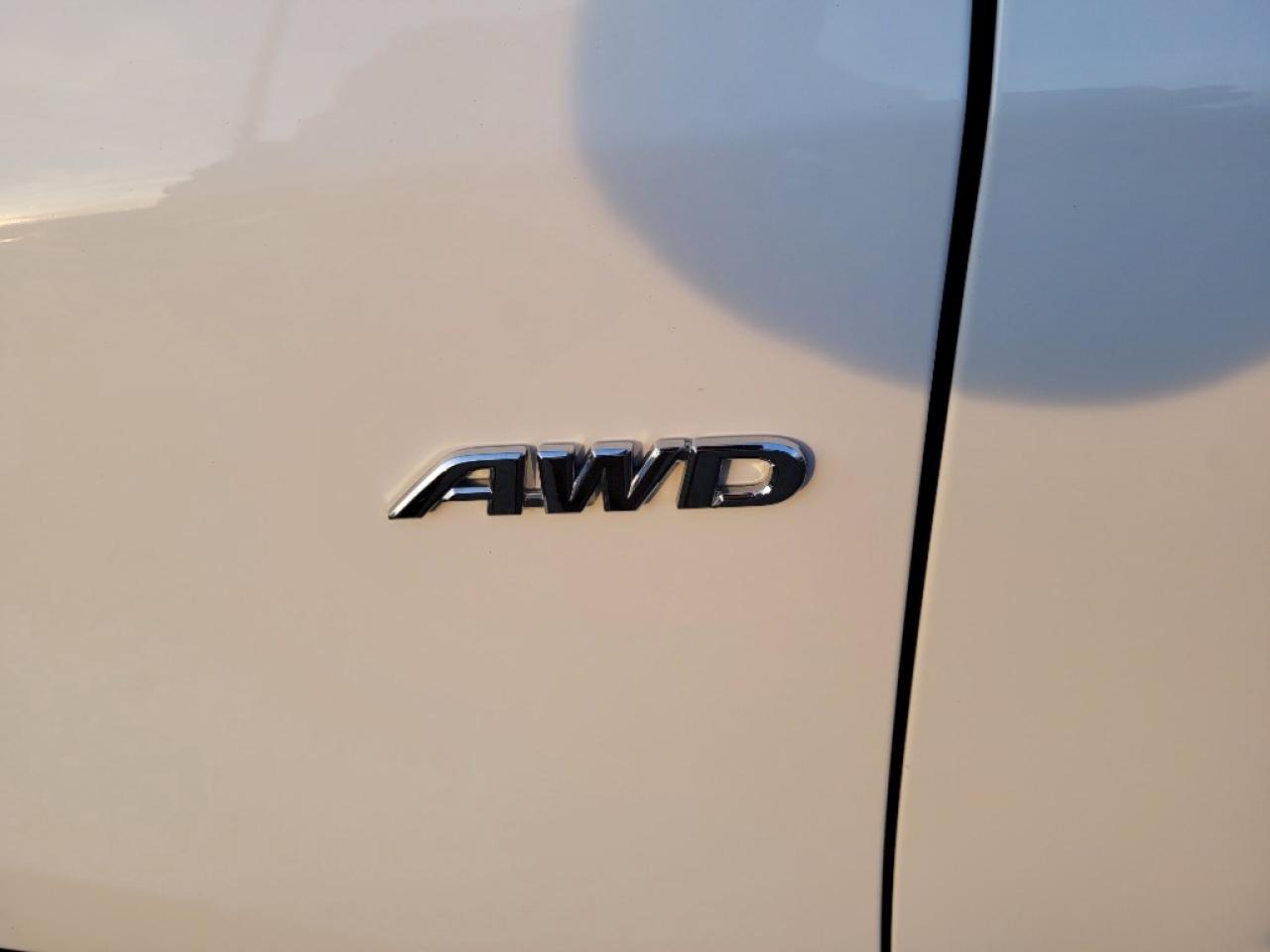 2020 Toyota Sienna SE 7-Passenger AWD Photo