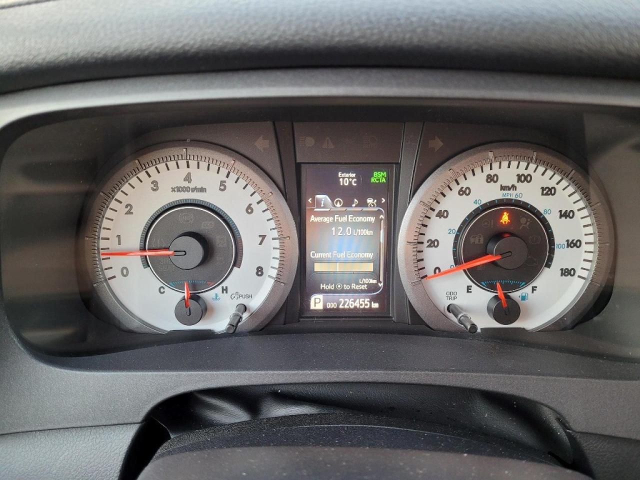 2020 Toyota Sienna SE 7-Passenger AWD Photo