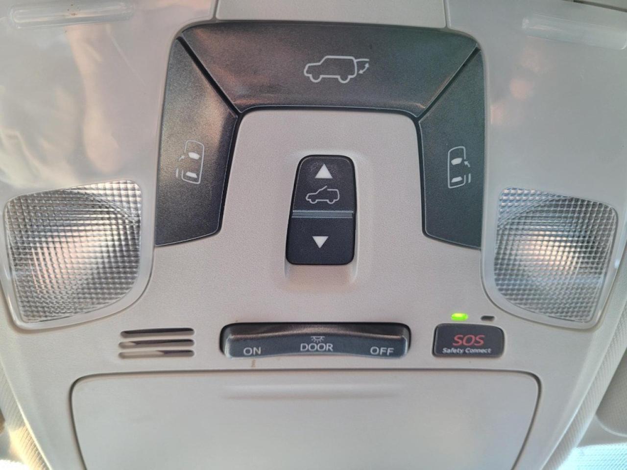 2020 Toyota Sienna SE 7-Passenger AWD Photo