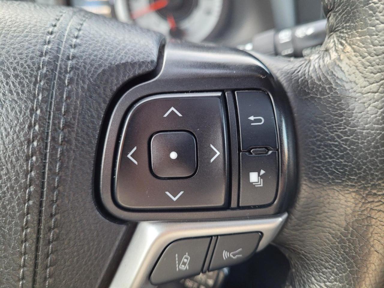 2020 Toyota Sienna SE 7-Passenger AWD Photo