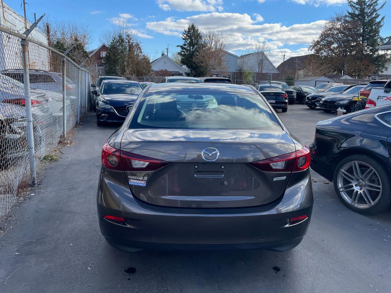 2016 Mazda MAZDA3 GS *1 OWNER, HEATED SEATS, BACKUP CAMERA* Photo4