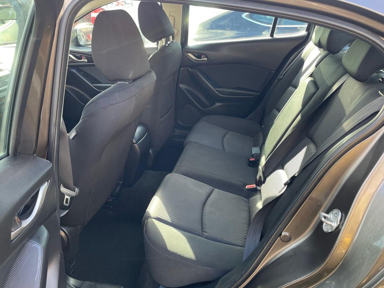 2016 Mazda MAZDA3 GS *1 OWNER, HEATED SEATS, BACKUP CAMERA* - Photo #17