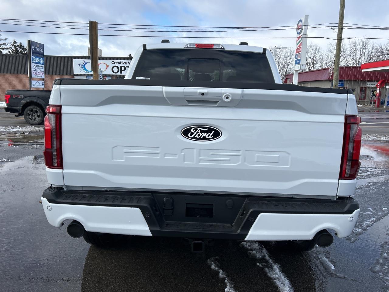 2025 Ford F-150 LARIAT  - Sunroof Photo