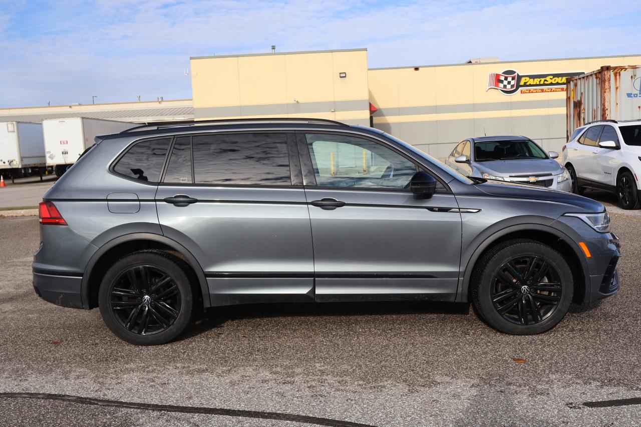 2022 Volkswagen Tiguan Comfortline R-Line Black Edition | Sunroof | Photo