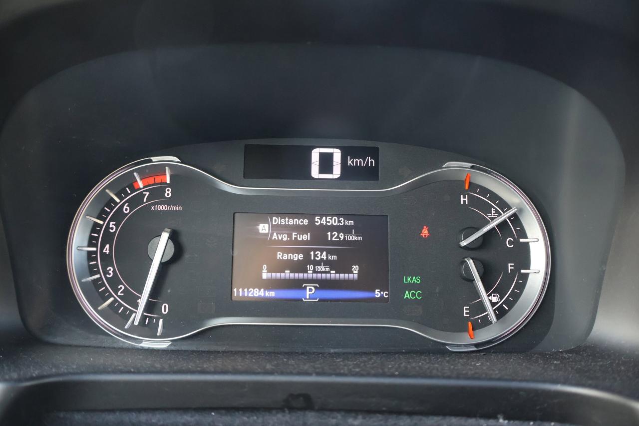 2018 Honda Pilot Touring | Panoramic Roof | Photo