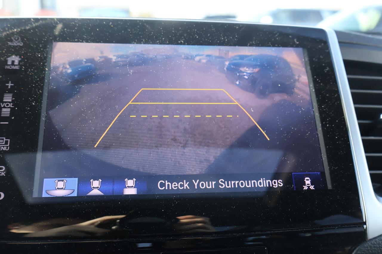 2018 Honda Pilot Touring | Panoramic Roof | Photo