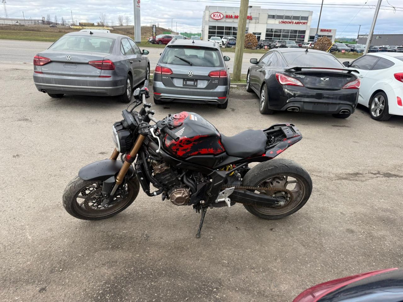 2022 Honda CB650F CB650R, STREETFIGHTER, 4CYL, THEFT RECOVERY, AS IS - Photo #9