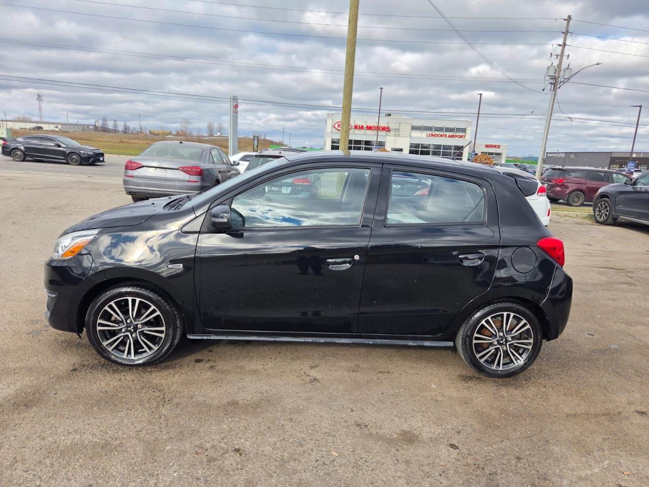 2017 Mitsubishi Mirage SEL, ALLOYS, ONLY 88KMS, 1 OWNER, NO ACCIDENT - Photo #2