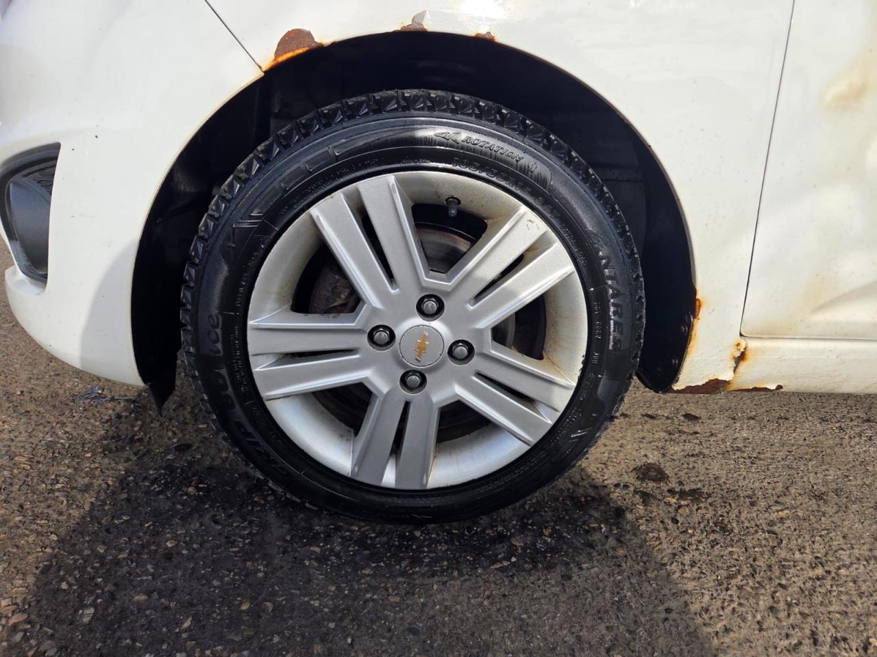 2014 Chevrolet Spark LS, AUTO, 4CYL, 2 SETS WHEELS, 4DR, AS IS SPECIAL - Photo #15