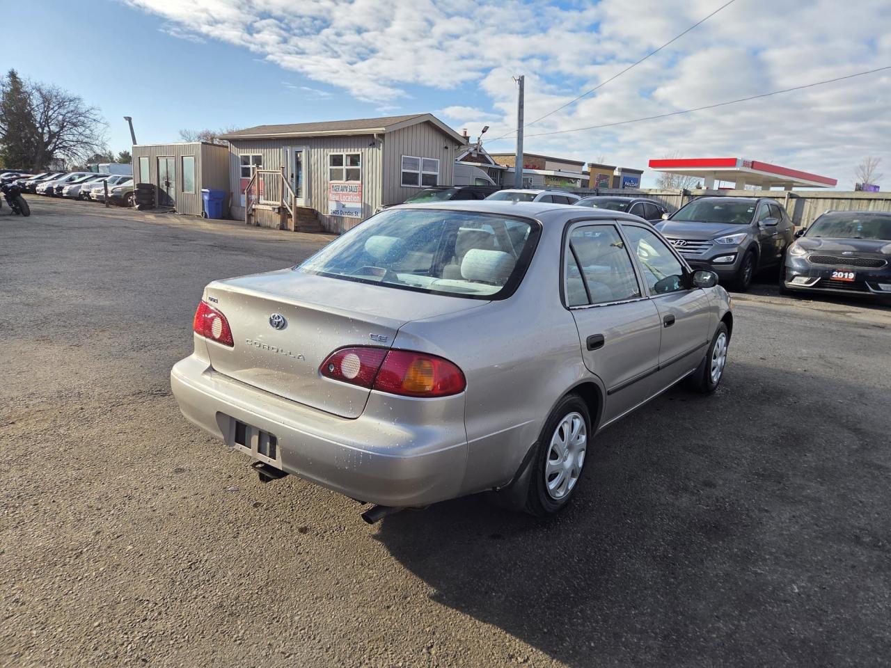 2001 Toyota Corolla CE, AUTO, LOW KMS, ONLY 61KMS, OILED, CERTIFIED Photo