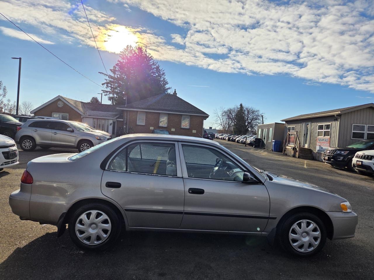 2001 Toyota Corolla CE, AUTO, LOW KMS, ONLY 61KMS, OILED, CERTIFIED Photo