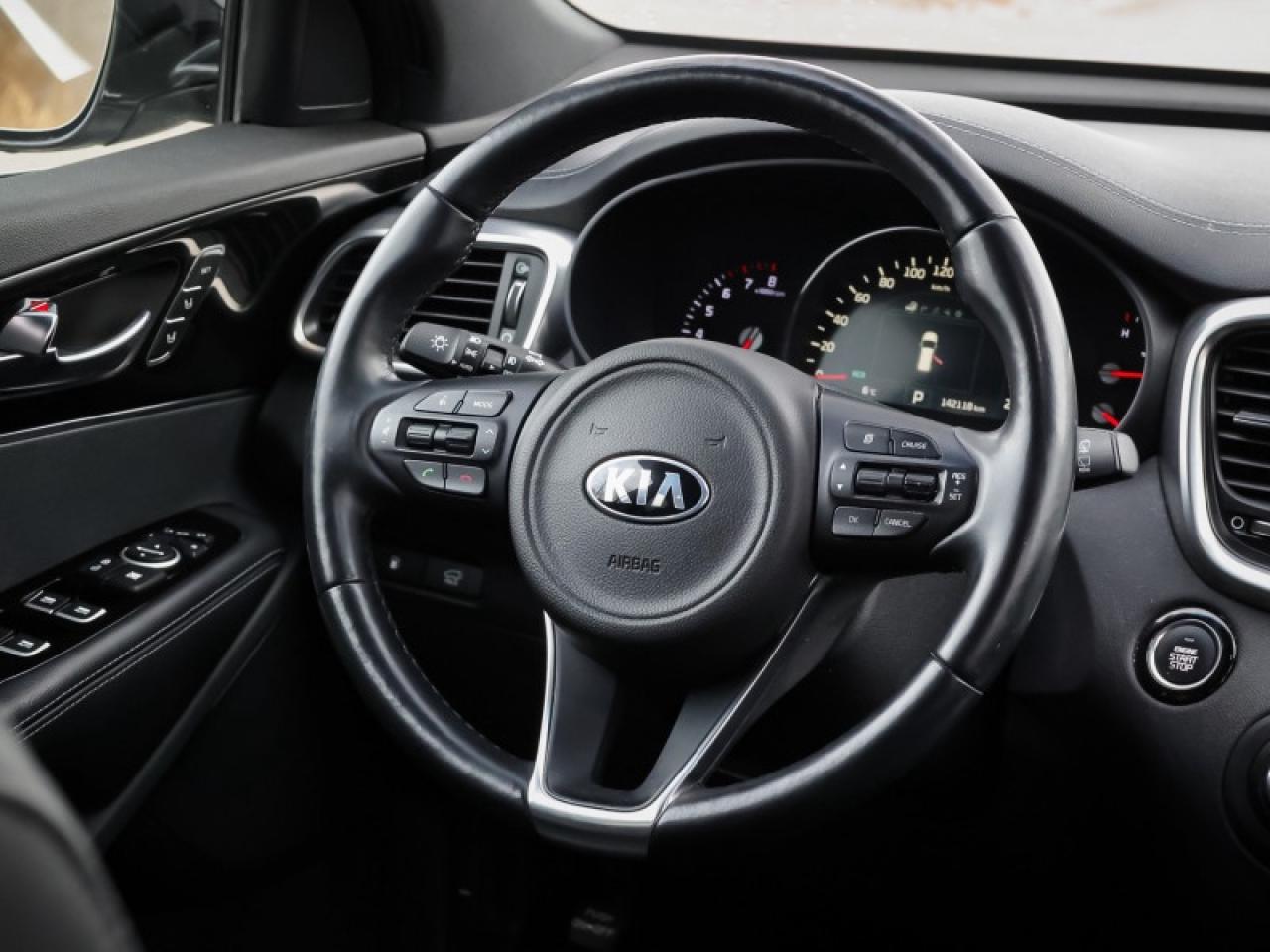 2018 Kia Sorento SX V6  - Navigation -  Sunroof - $143 B/W Photo