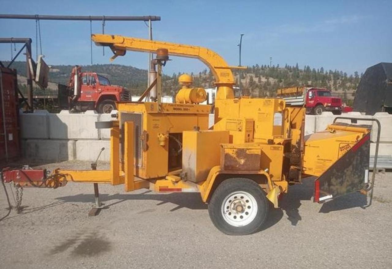 Used 1993 BANDIT 200+ Wood Chipper Diesel for sale in Burnaby, BC