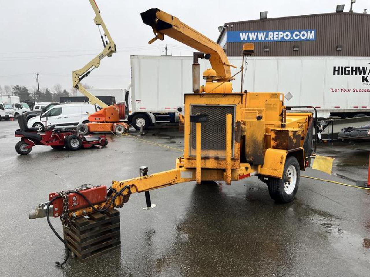 1993 Bandit 200+ Wood Chipper Diesel, 1.6, yellow exterior.
Chipping capacity is 12 diameter
2 5/16 inches hitch ball
4 pin flat electrical plug
Hydraulic brakes
Unit taken out of service in November 2025 Former municipality fleet asset  $16,910.00 plus $375 processing fee, $17,285.00 total payment obligation before taxes.  Listing report, warranty, contract commitment cancellation fee. All above specifications and information is considered to be accurate but is not guaranteed and no opinion or advice is given as to whether this item should be purchased. We do not allow test drives due to theft, fraud, acts of vandalism and undetectable impaired driving. Instead we provide the following benefits: Complimentary Warranty (with options to extend), Limited Money Back Satisfaction Guarantee on Fully Completed Contracts, Contract Commitment Cancellation, and an Open-Ended Sell-Back Option. Ask seller for details or call 604-522-REPO(7376) to confirm listing availability.