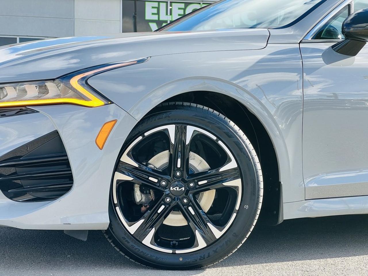 2022 Kia K5 GT-LINE AWD Photo