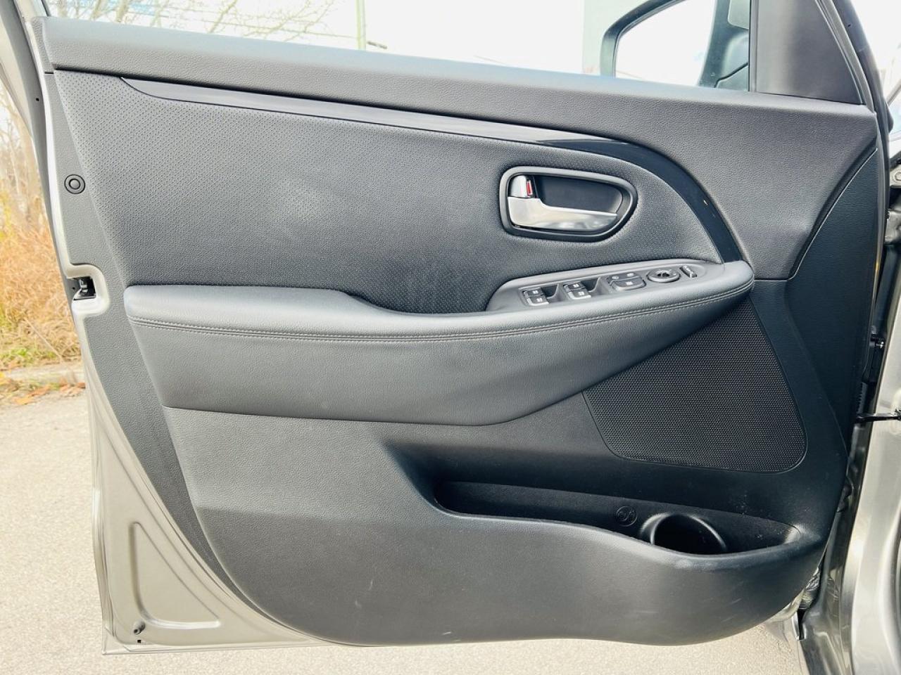 2016 Kia Rondo EX Photo