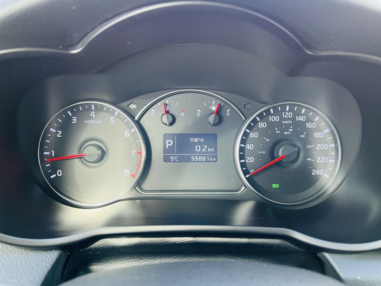 2016 Kia Rondo EX Photo