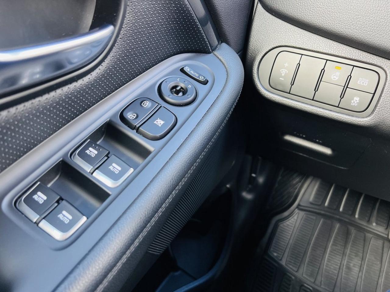 2016 Kia Rondo EX Photo