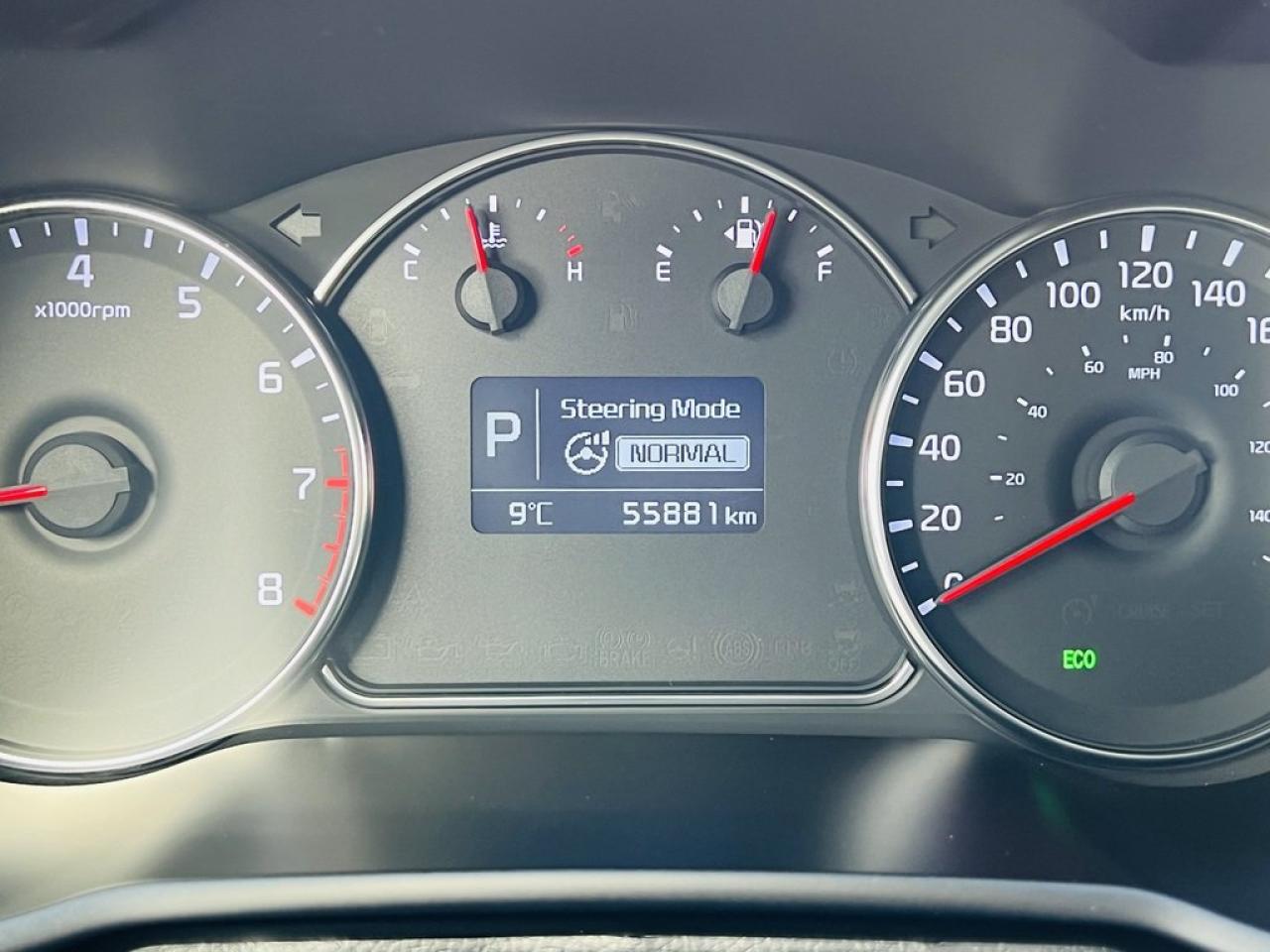 2016 Kia Rondo EX Photo