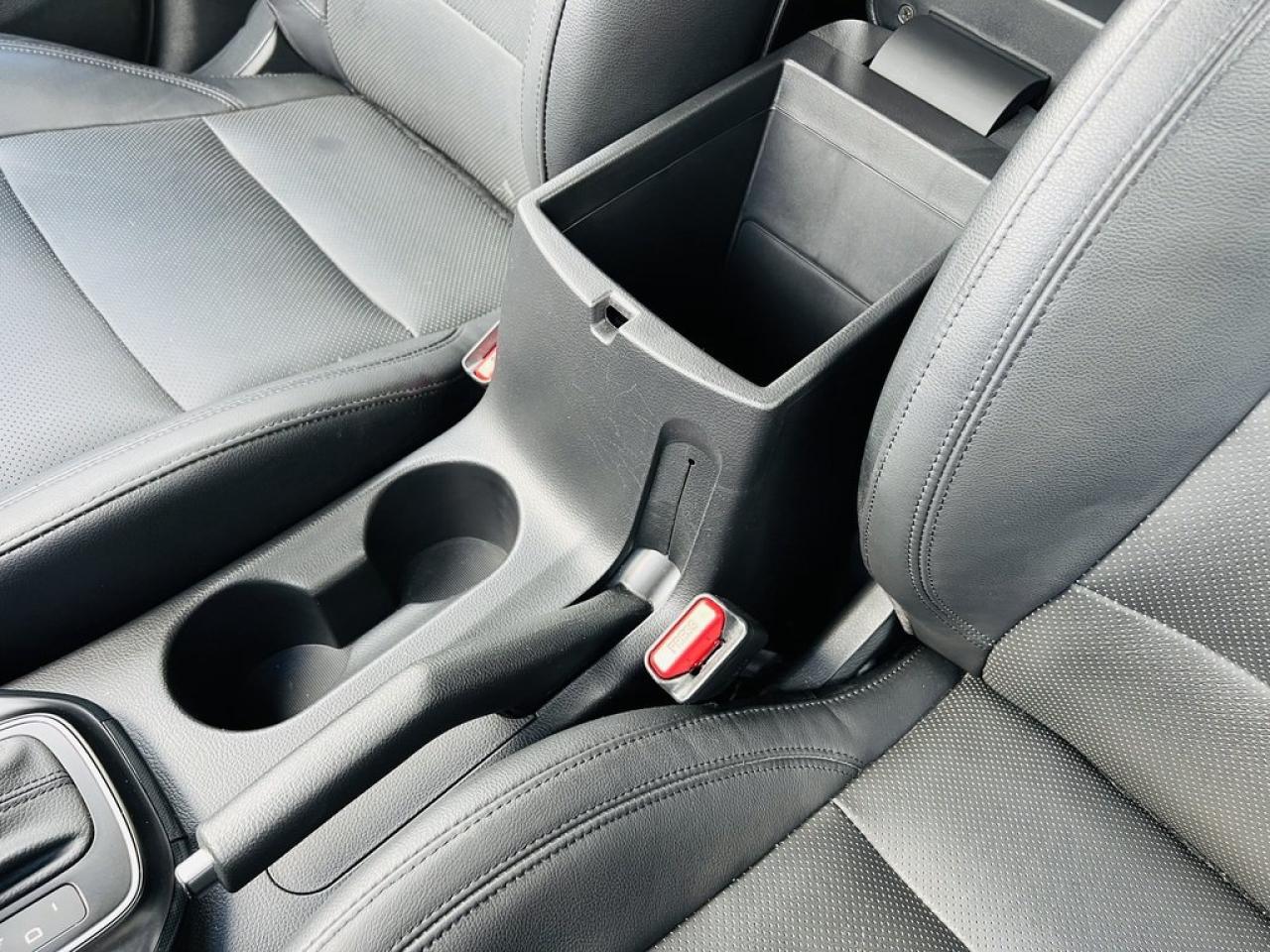 2016 Kia Rondo EX Photo