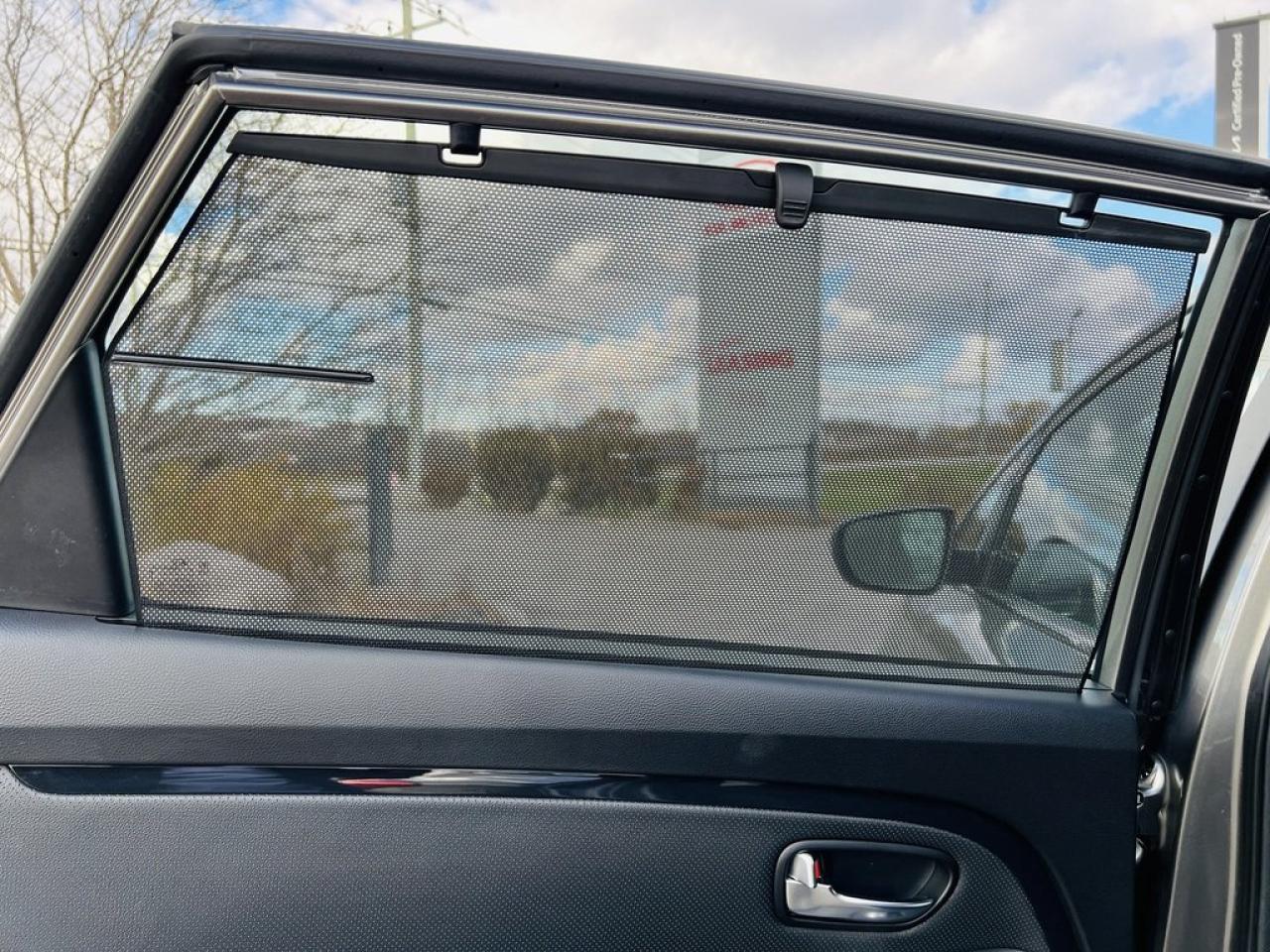 2016 Kia Rondo EX Photo