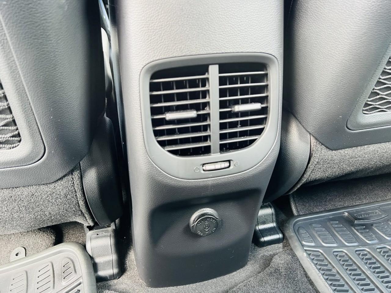 2016 Kia Rondo EX Photo