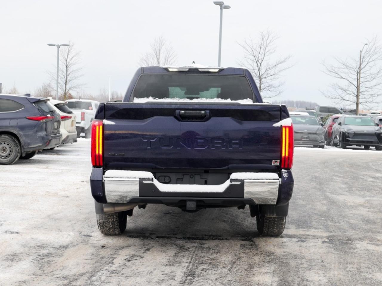 2024 Toyota Tundra SR5 TRD Off Road  TOYOTA TRD OFF-ROAD Low kms with Hard Tri-Fold Cover and Side Steps Included Photo