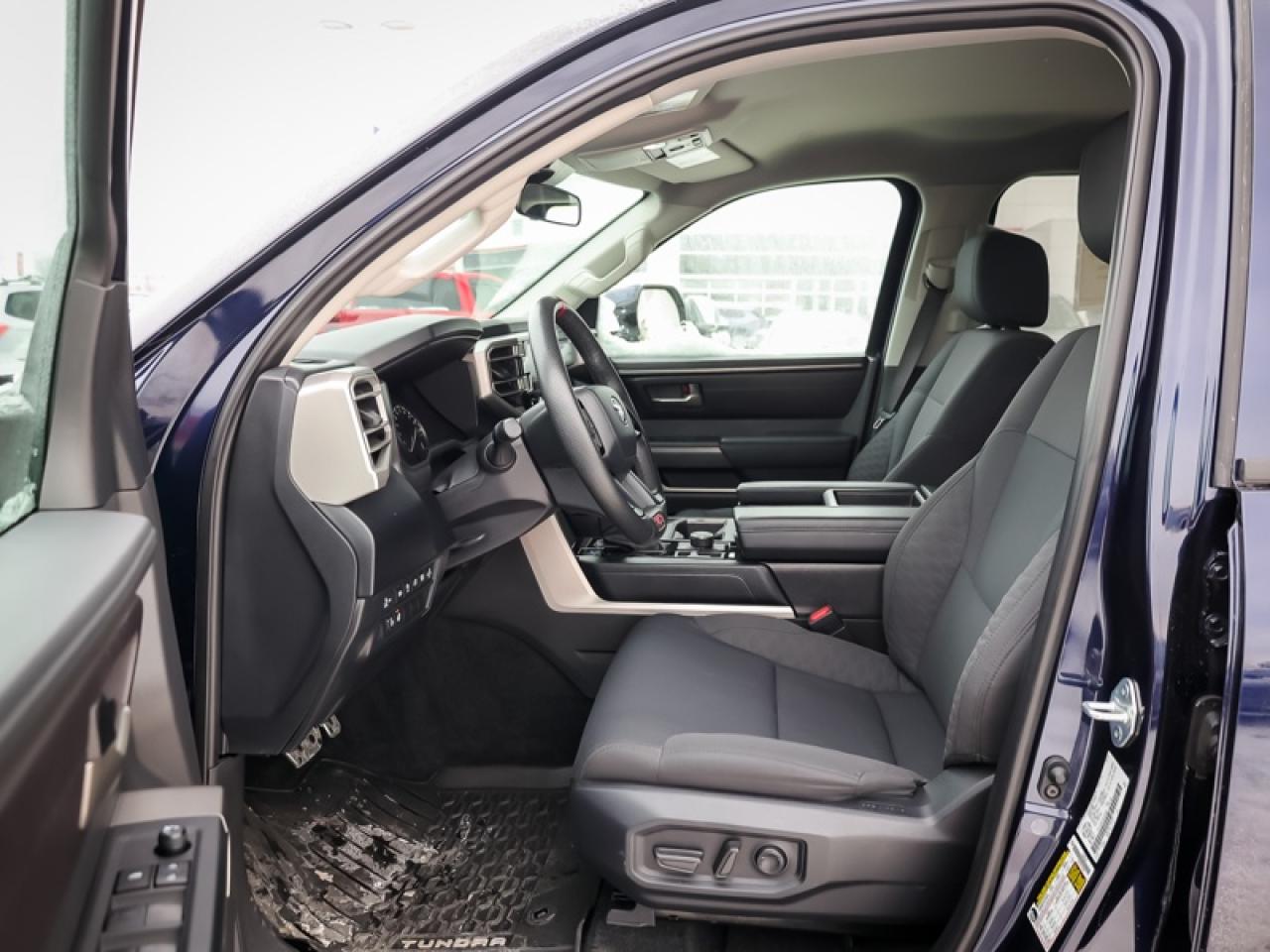 2024 Toyota Tundra SR5 TRD Off Road  TOYOTA TRD OFF-ROAD Low kms with Hard Tri-Fold Cover and Side Steps Included Photo