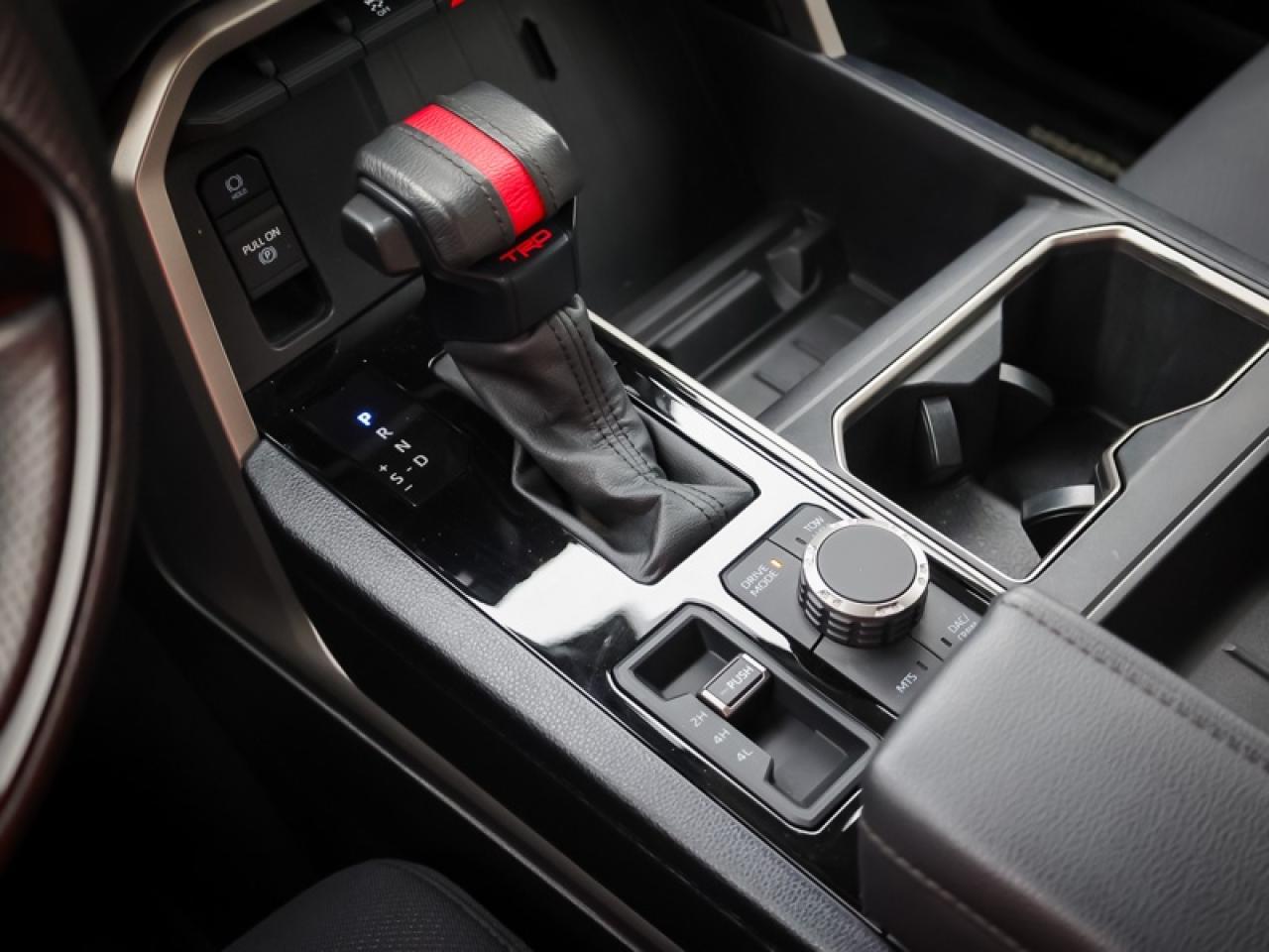 2024 Toyota Tundra SR5 TRD Off Road  TOYOTA TRD OFF-ROAD Low kms with Hard Tri-Fold Cover and Side Steps Included Photo